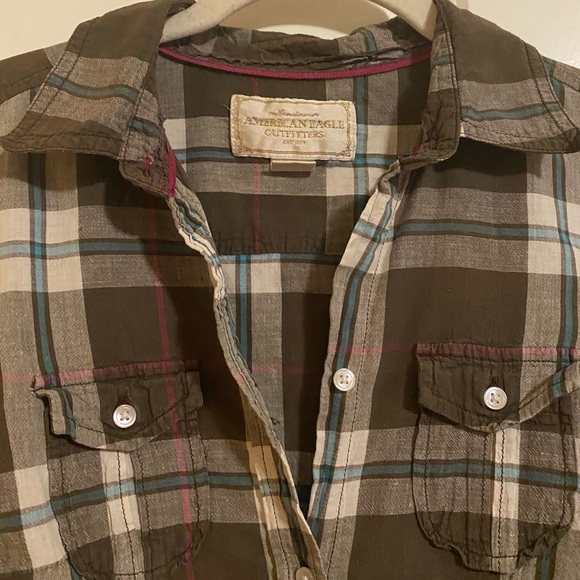 American Eagle Outfitters 100% cotton plaid button down blouse. - Picture 3 of 8